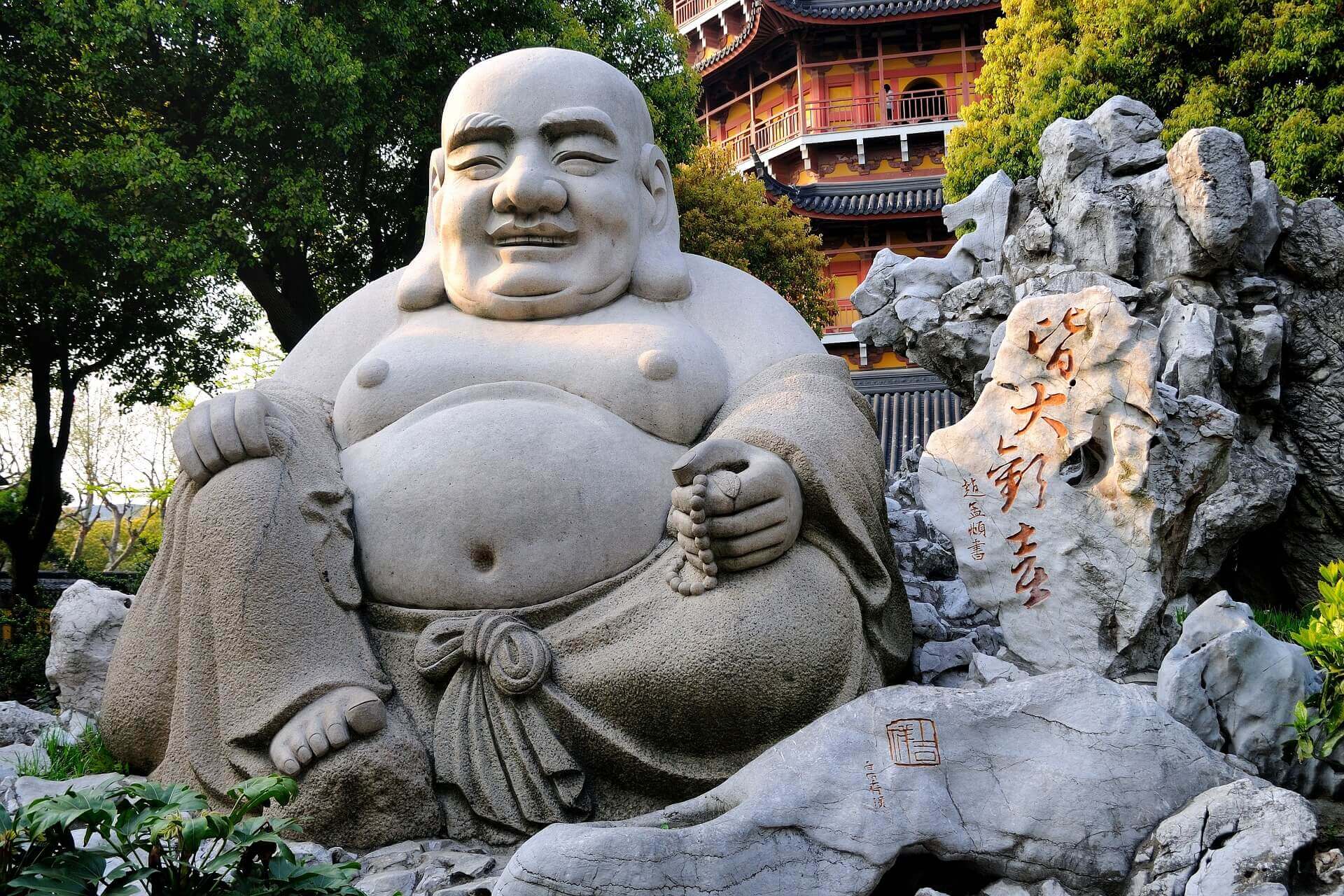 laughing-buddha-1876038_1920